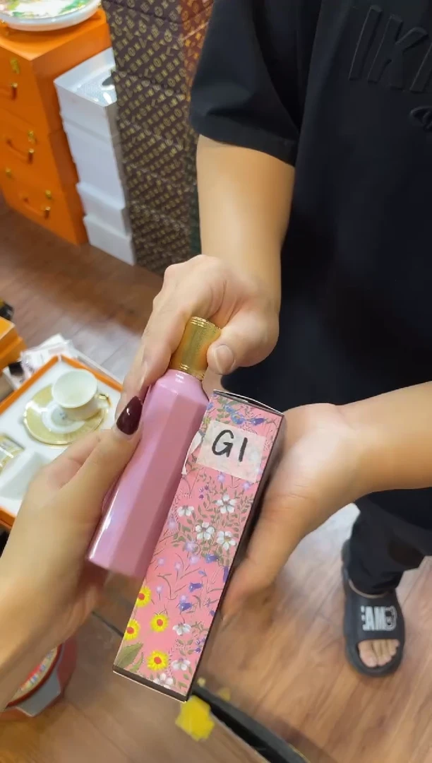 杯鸿辉家品牌瓷器，京东包邮！