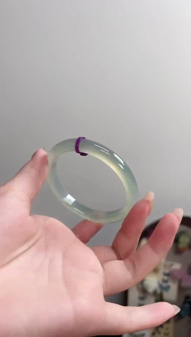 玛瑙/玉髓手镯未镶嵌56圈 需要包容