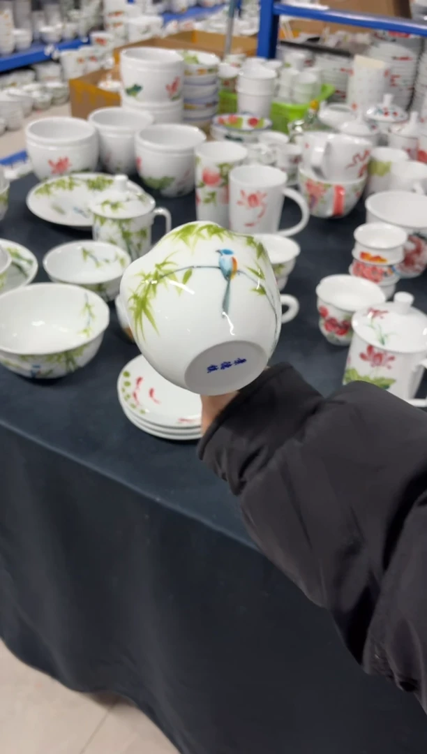 景德镇高温陶瓷食品级手绘釉中彩-花口咖啡杯