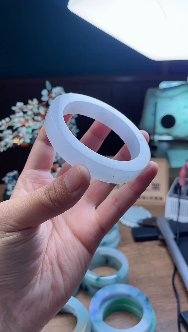 【闪购商品】定制翡翠手镯未镶嵌定制  分单