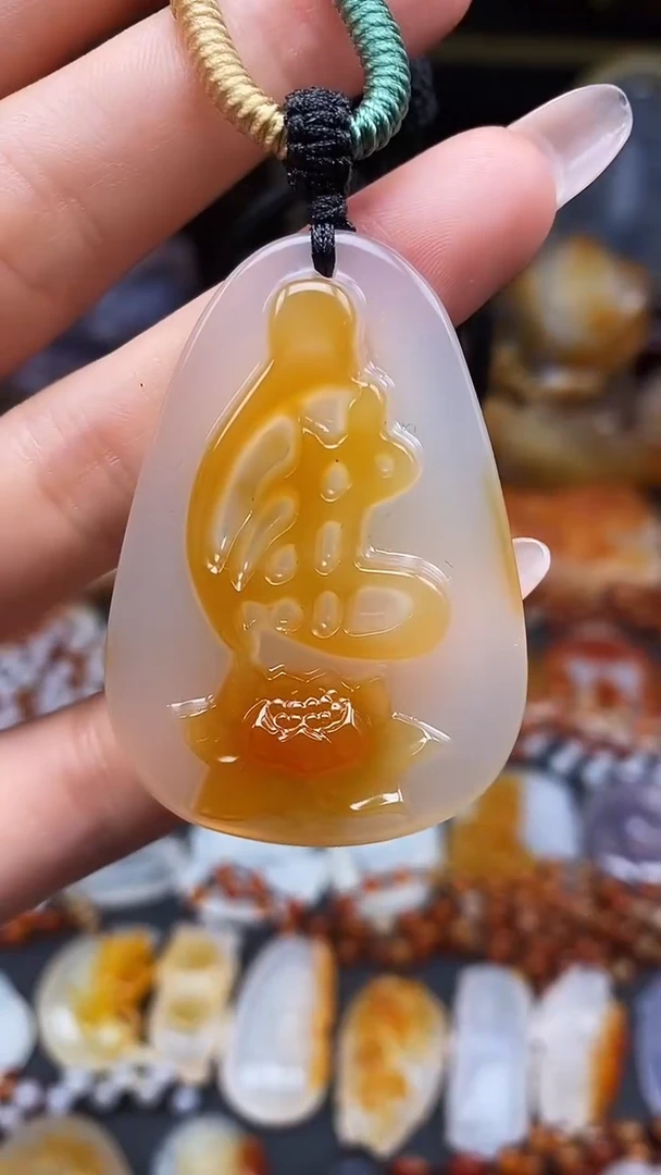 玛瑙/玉髓颈饰未镶嵌浙****店dd