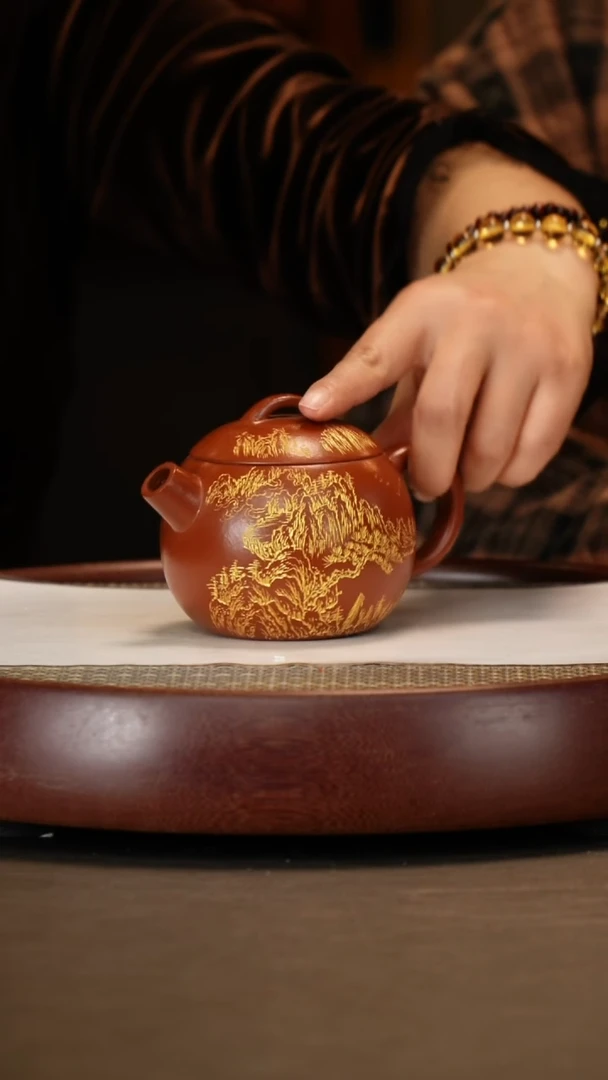 【闪购商品】紫砂茶壶【张赦棠】红泥汉瓦  260CC