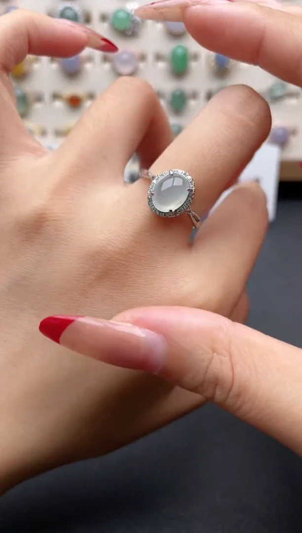 【闪购商品】翡翠戒指银S925镶嵌一物一证一礼盒