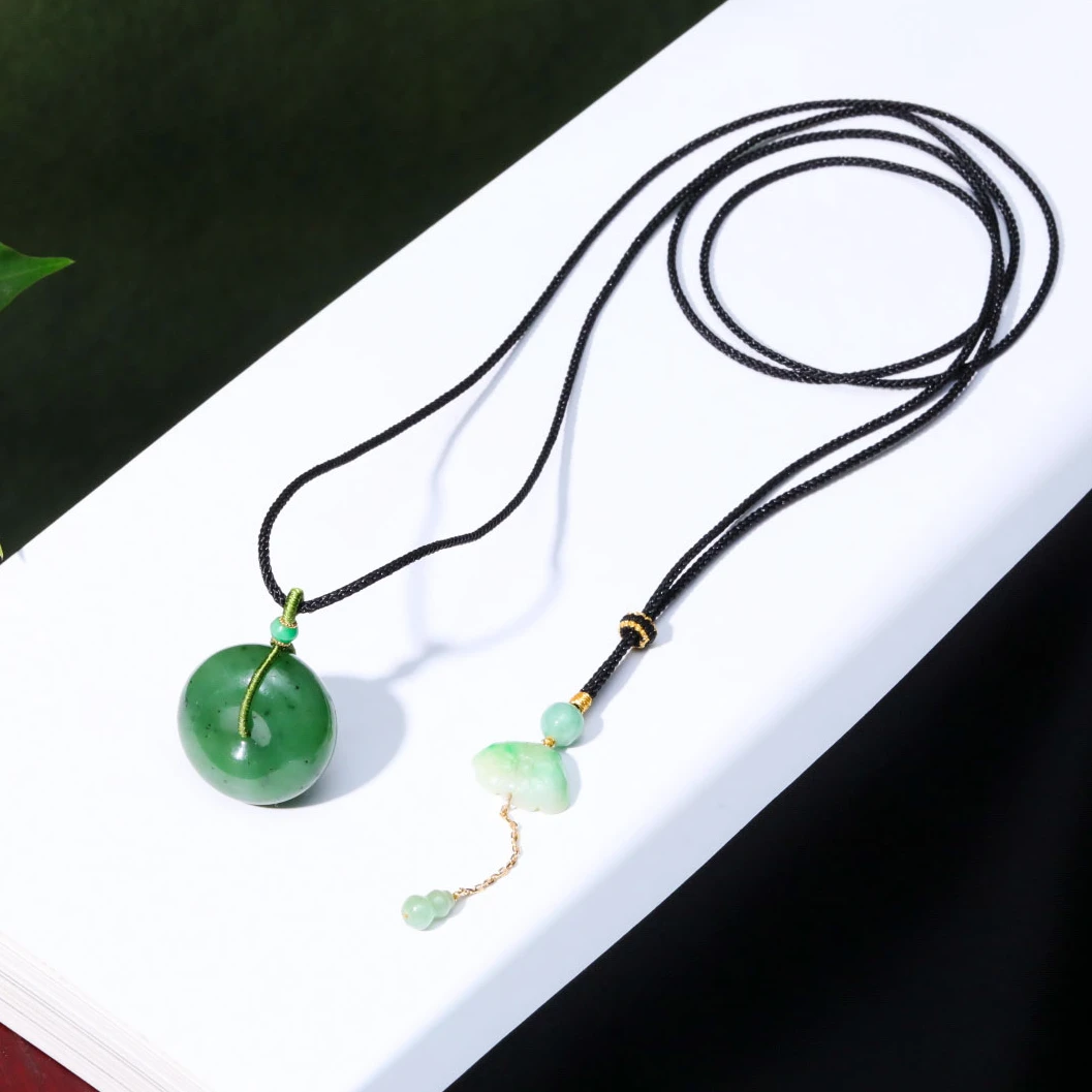 【意婵】《上春山》“大超值”18k金天然和田碧玉平安扣项链翡翠-916026