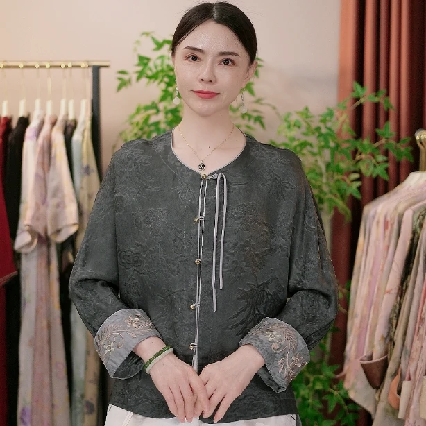 新中式国风印花刺绣缎面新款春夏季优雅复古盘扣外套2931