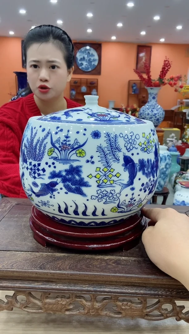 【闪购商品】摆件青花鱼藻纹储物罐+旋转底座