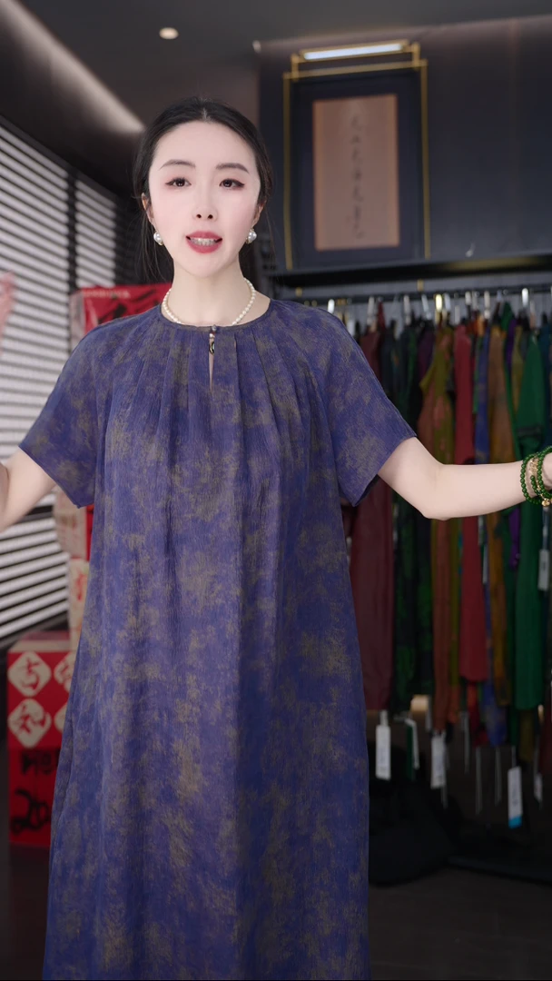 霓裳阁100%桑蚕丝 新品冠乐绉香云纱鎏金连衣裙（356002蓝华精灵）
