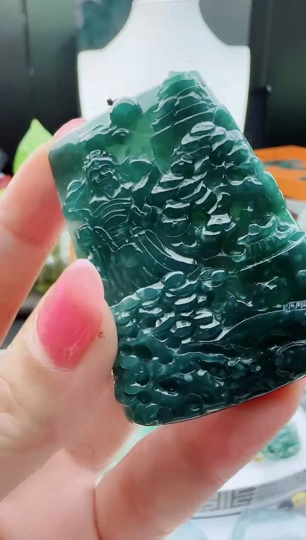 【闪购商品】翡翠颈饰未镶嵌11111111
