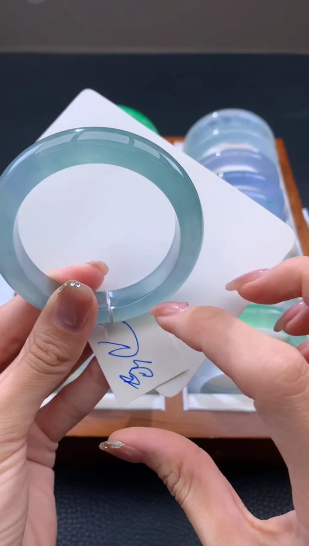 未镶嵌手镯翡翠麒****飘缅甸翡翠A货（封包价）订