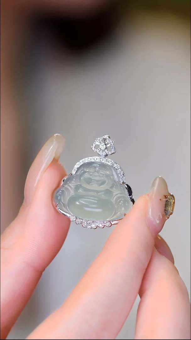 吊坠(不含链)18K金镶嵌翡翠42