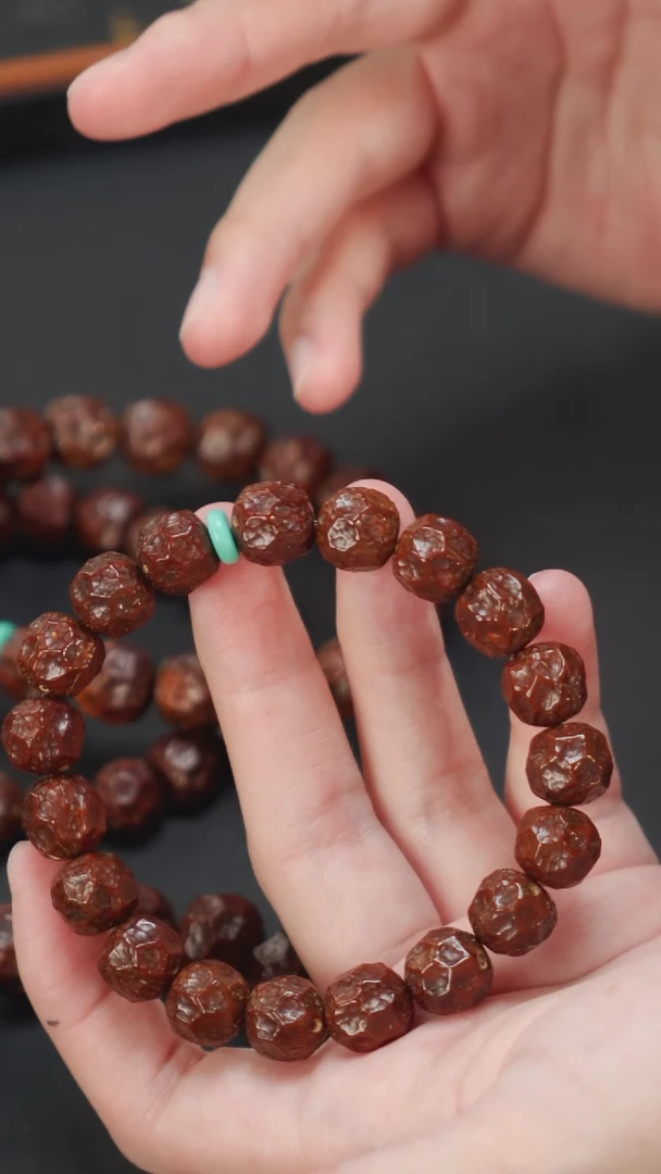 紫金鼠手串油核无相13   10600