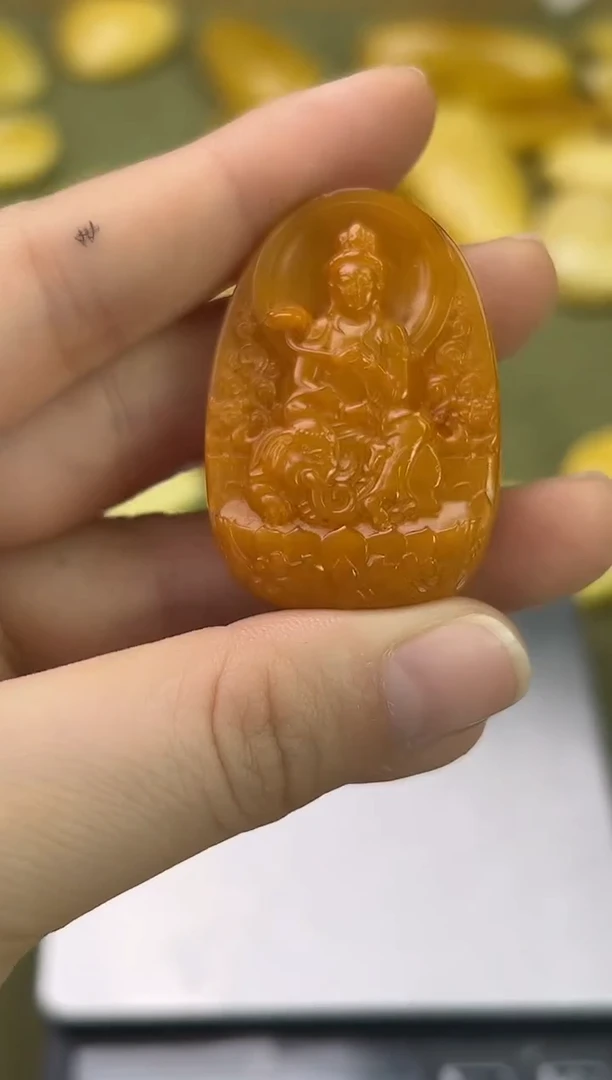 裸石琥珀未镶嵌琥珀蜜蜡吊坠