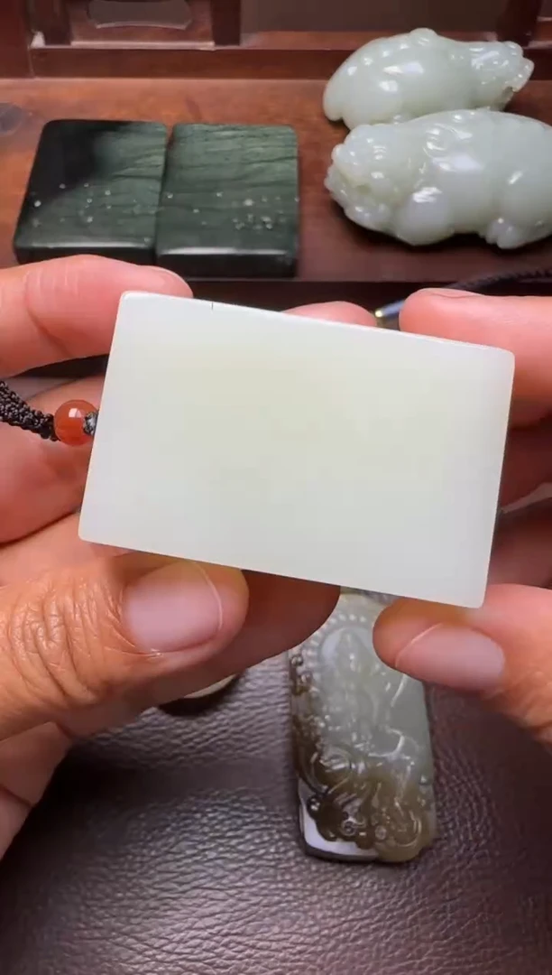 未镶嵌和田玉挂件和田玉新疆挂件