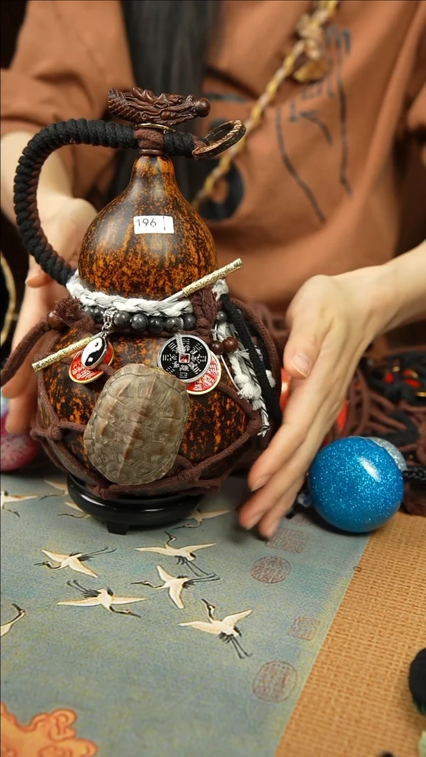 196号900ml左右非遗大漆酒葫芦