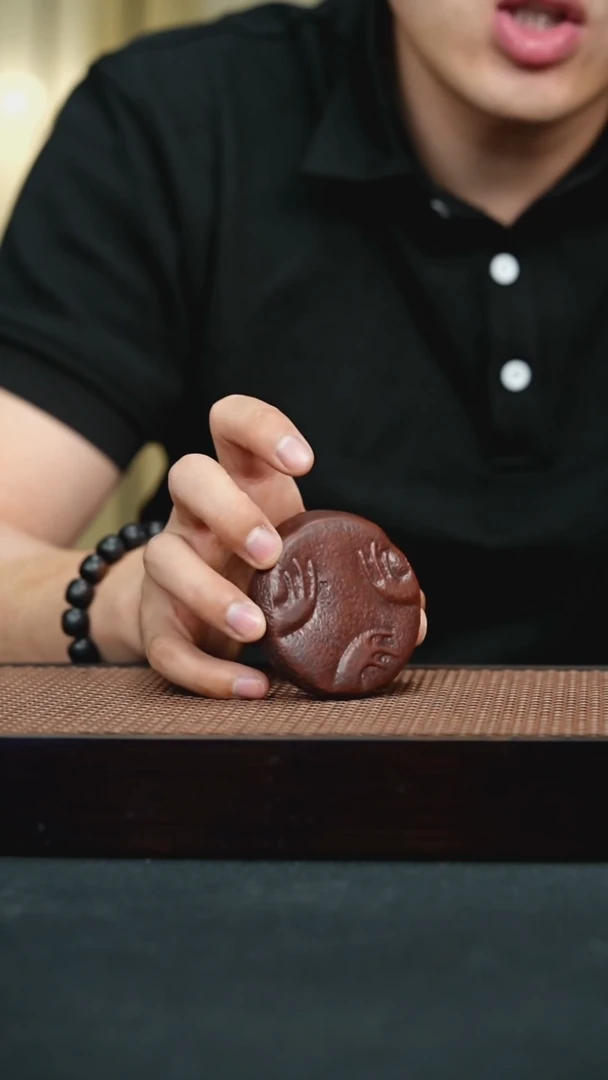 茶壶紫砂三足金蟾杯垫茶宠