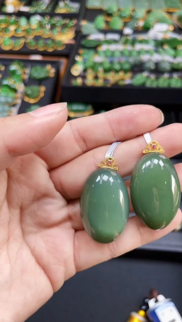 【闪购商品】和田玉吊坠18K金镶嵌40MM 多样性发一