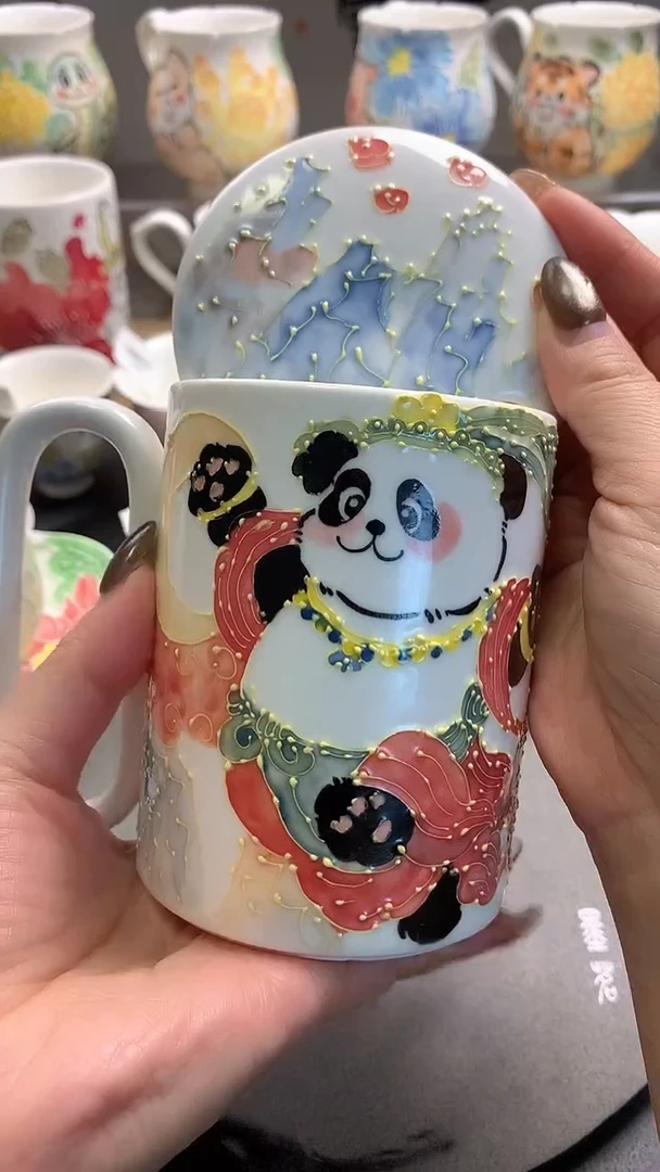 一味*手绘*飞天熊猫系列-带盖马克杯