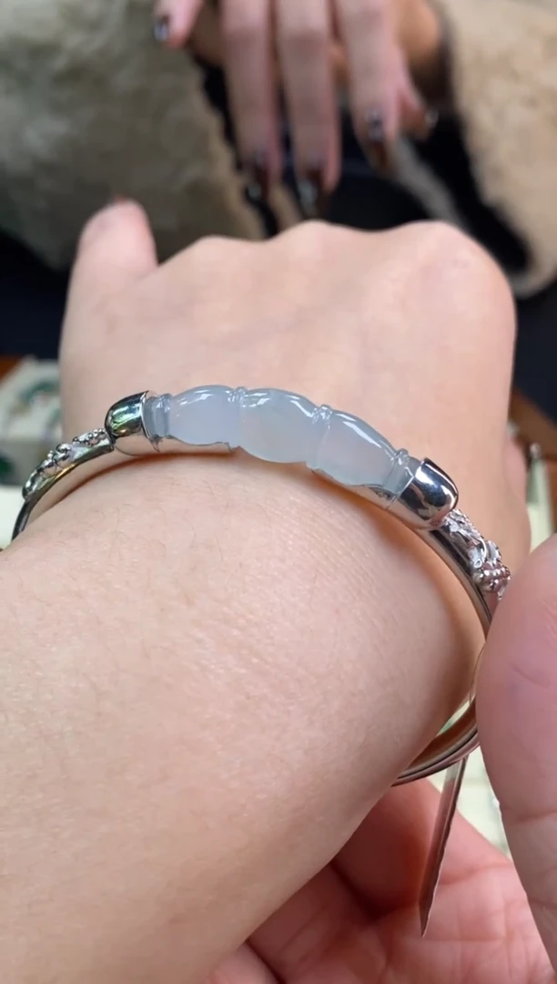 颈饰银S925镶嵌翡翠净货19552