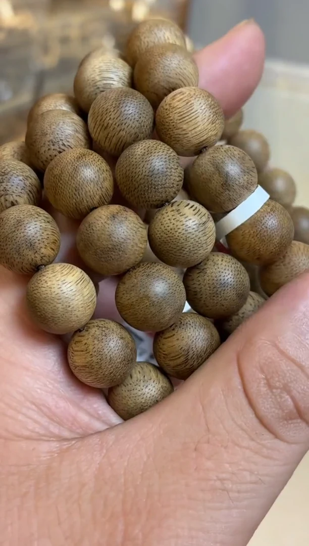 沉香手串 菩萨棋圆珠单圈1.3多样性发其一