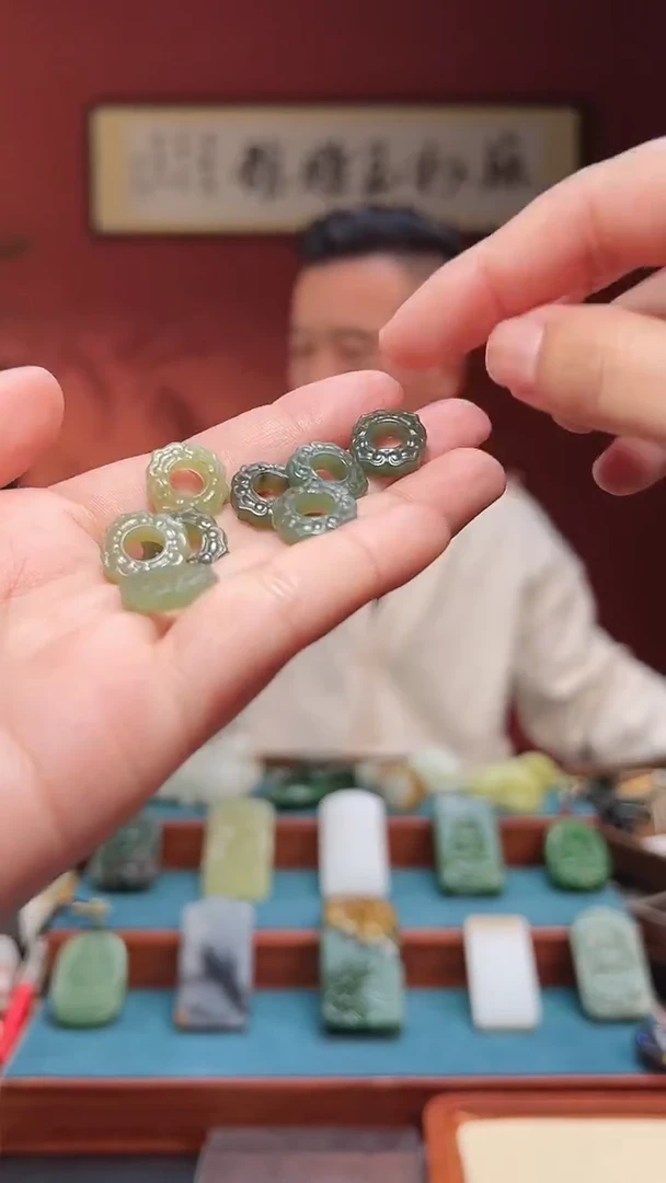 吊坠(不含链)未镶嵌和田玉02拍一发一