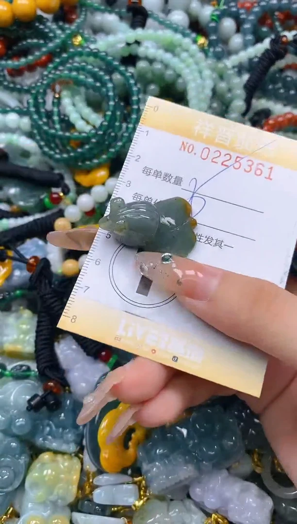颈饰未镶嵌翡翠闪购0225361