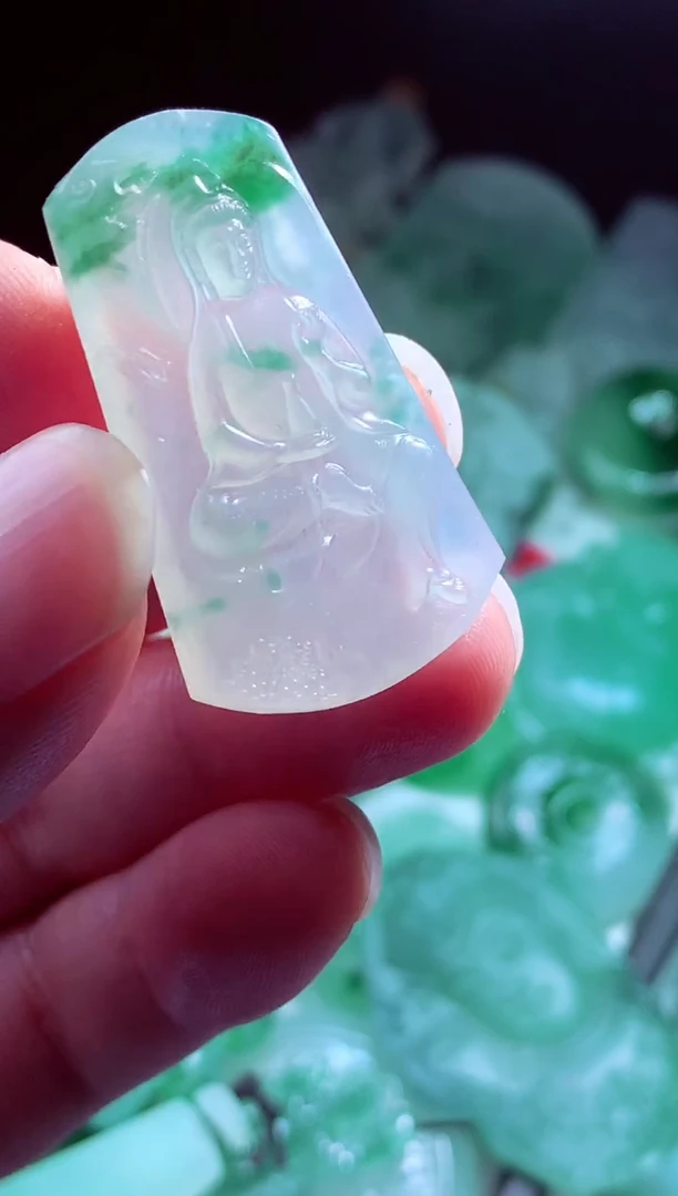 未镶嵌定制翡翠枫*?翡翠毛货定制