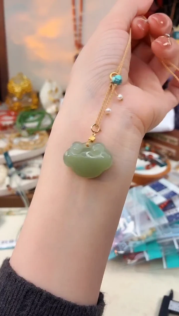 未镶嵌和田玉吊坠@@B921D018610