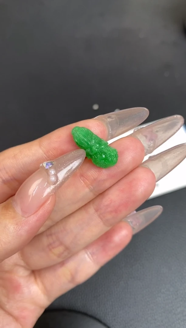 未镶嵌定制翡翠翡翠毛货~