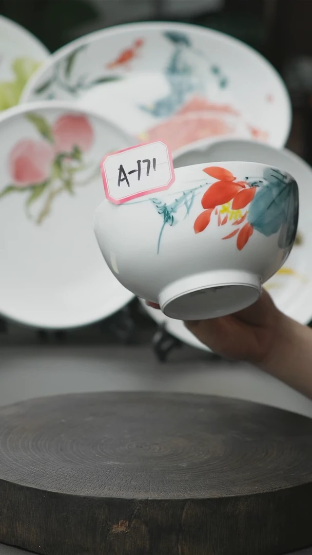 盘手工手绘荷花面碗A