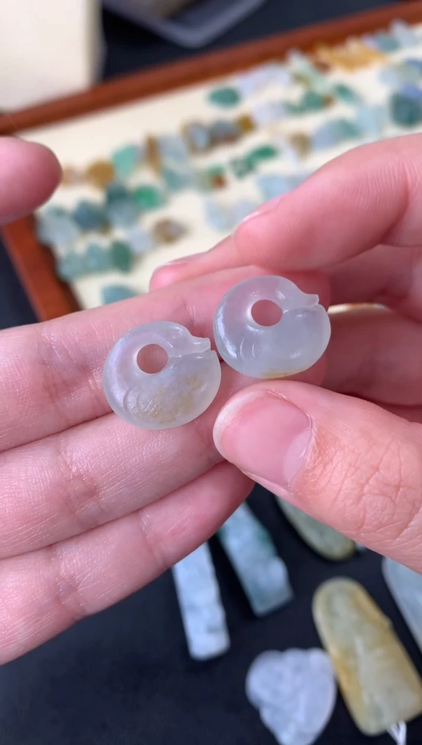 【闪购商品】定制翡翠未镶嵌翡翠