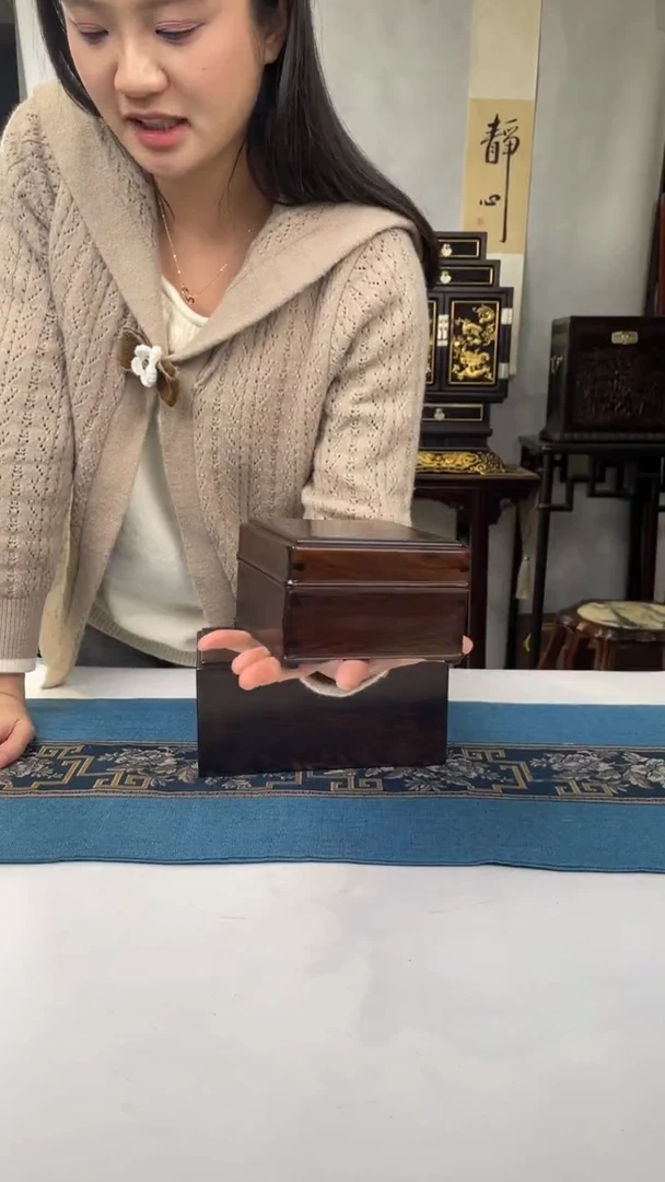 红酸枝木类端景台&首饰盒