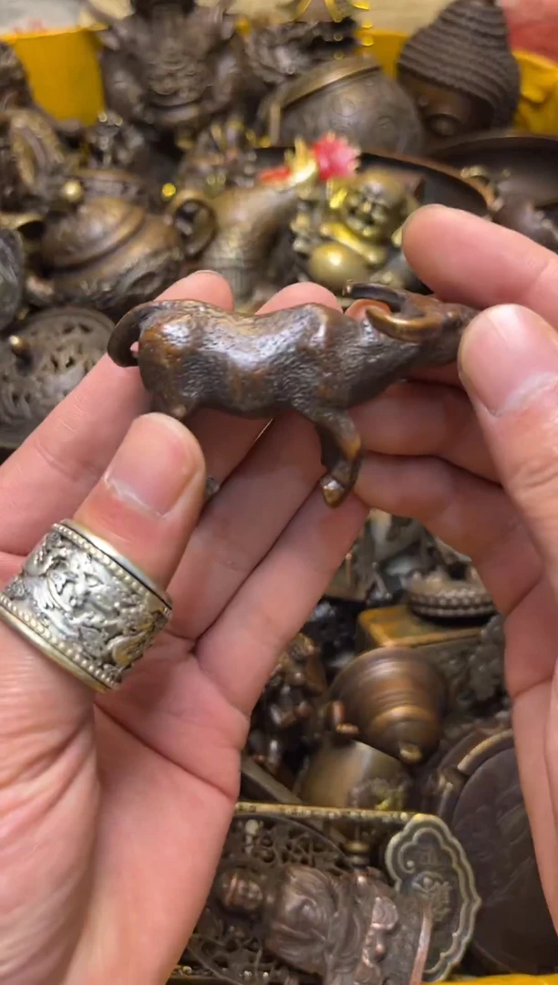 精美铜器，点击下单