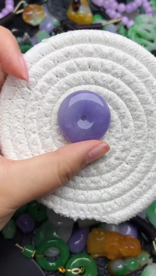 颈饰未镶嵌翡翠缅甸翡翠吊坠