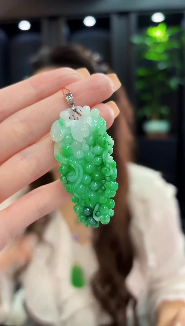 吊坠(不含链)18K金镶嵌翡翠 缅料A货/支持复检/一件