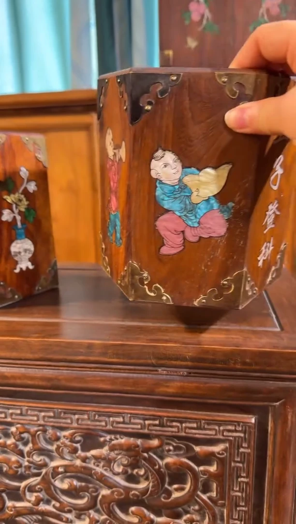 木黄花梨五子登科笔筒168.88888888
