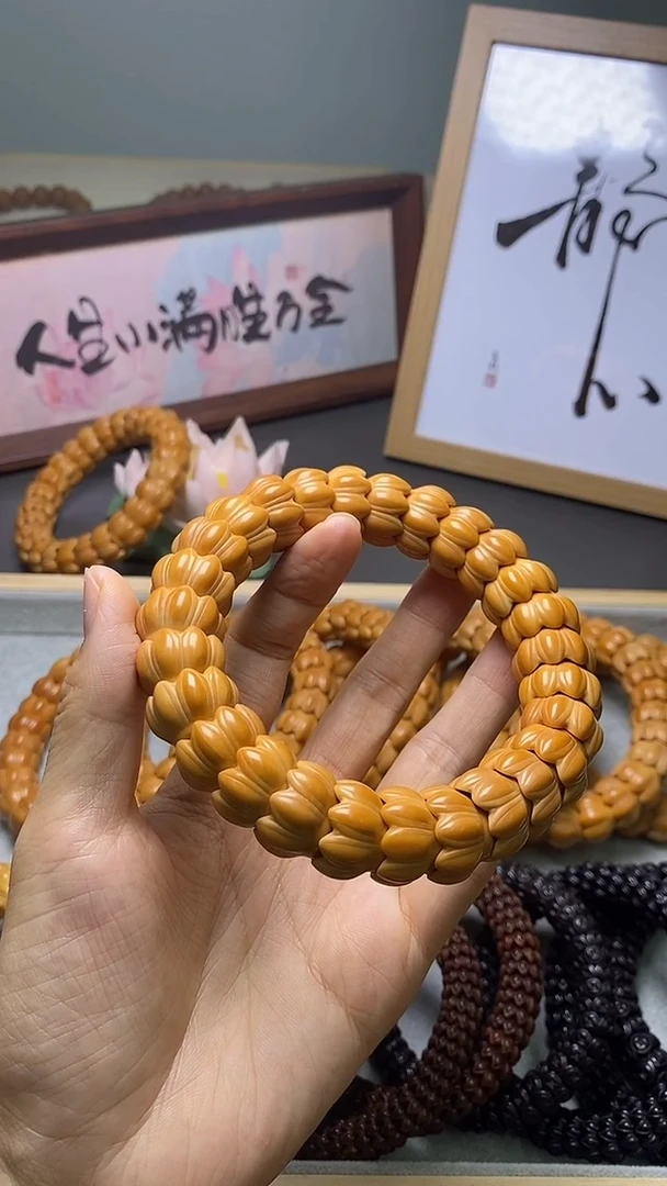 吊坠猴头核桃手串