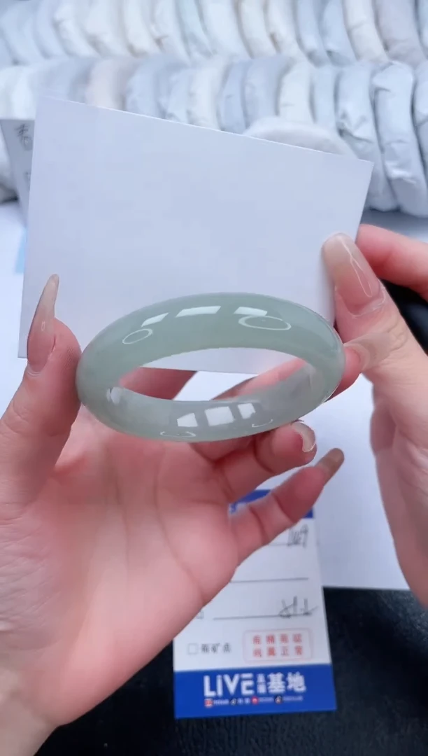 【闪购商品】石英质玉手镯未镶嵌T149-51.2