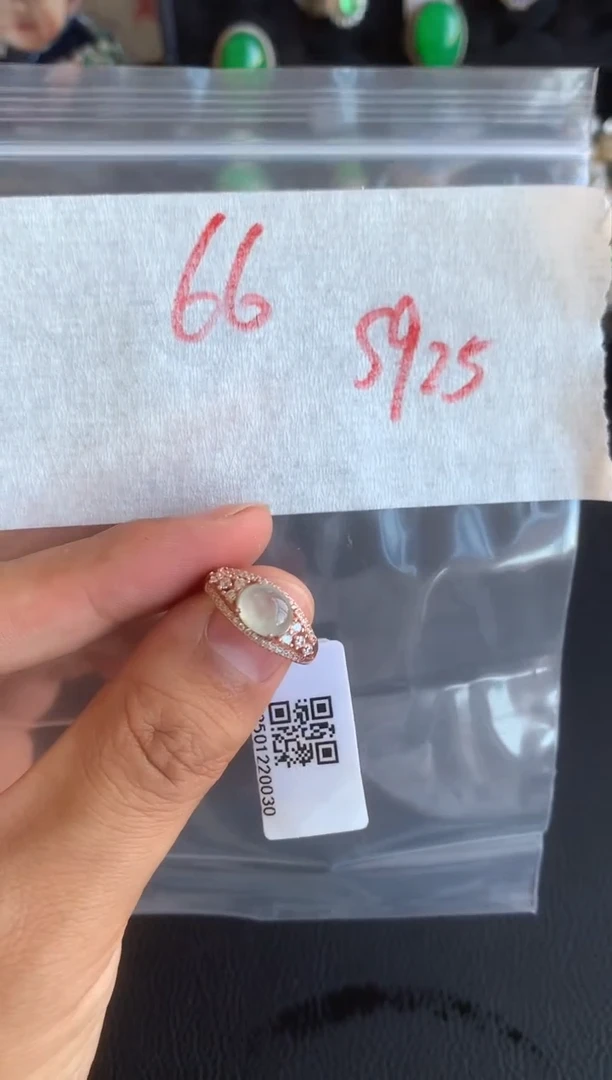 银S925镶嵌戒指翡翠缅甸A货翡翠，拍一发一