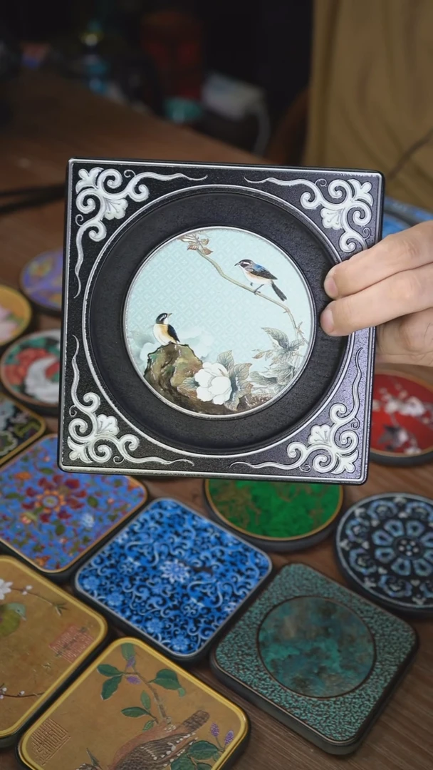 壹藏贰宝青色花鸟壶承