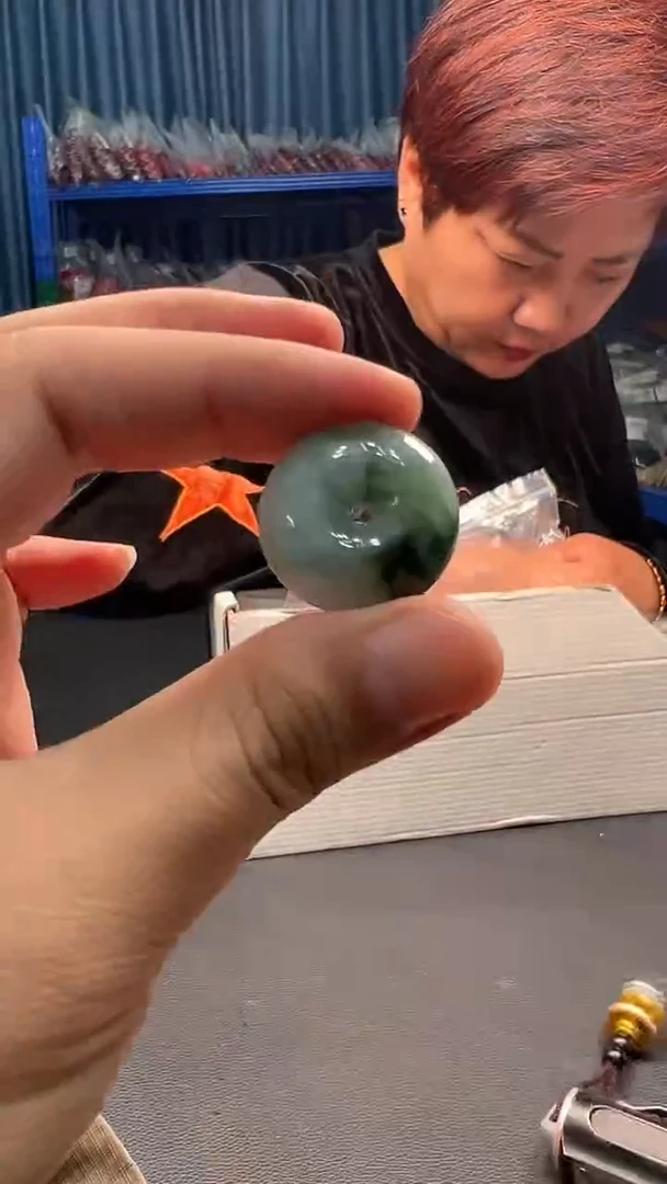 颈饰未镶嵌翡翠74多样性发一