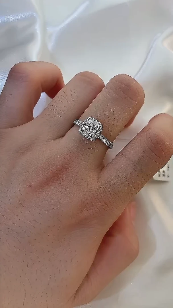 铂Pt950镶嵌实验室培育钻石方形圆包围镶款