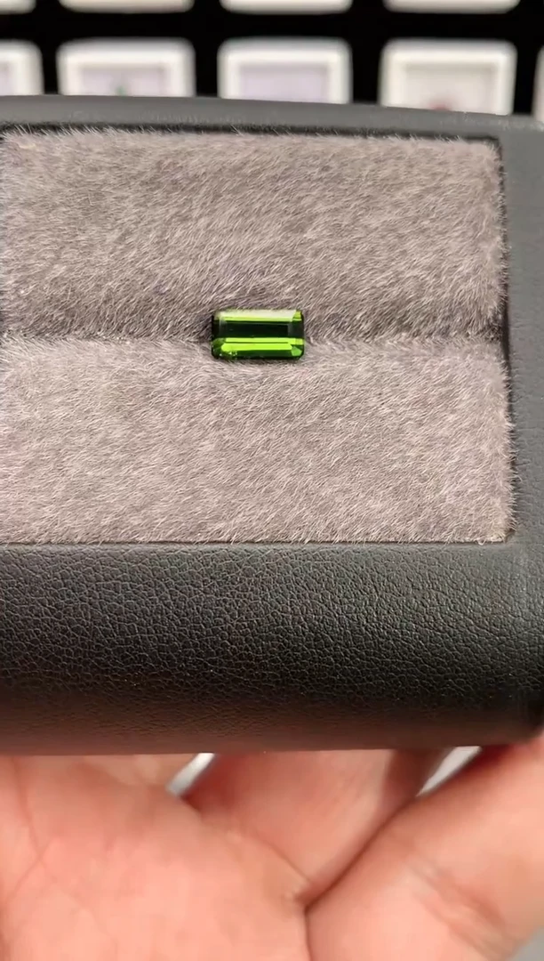 未镶嵌裸石碧玺1.08