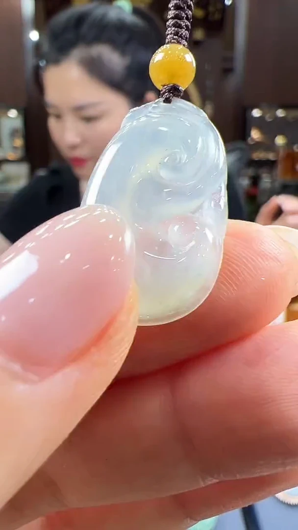 翡翠挂件未镶嵌如意手机挂