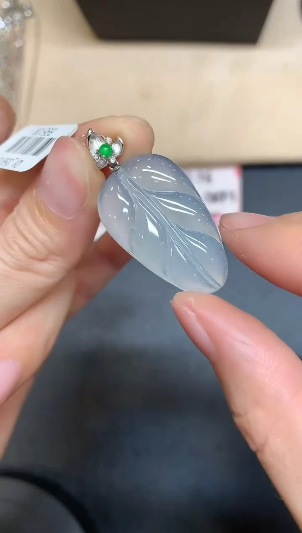 【闪购商品】翡翠颈饰18K金镶嵌【无鉴赏期多样性发其一