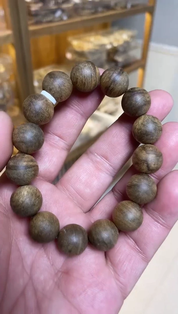 【闪购商品】沉香手串文莱圆珠单圈土沉1.5多样性发其一