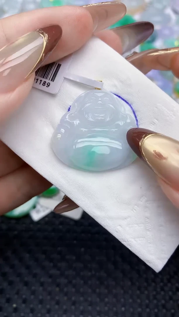 颈饰18K金镶嵌翡翠   天然翡翠A货  百元以上9米证书费自理