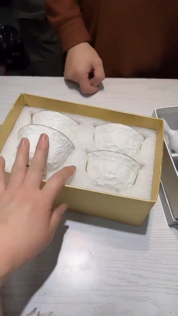 瓷片生活的本意是开心啊@@1