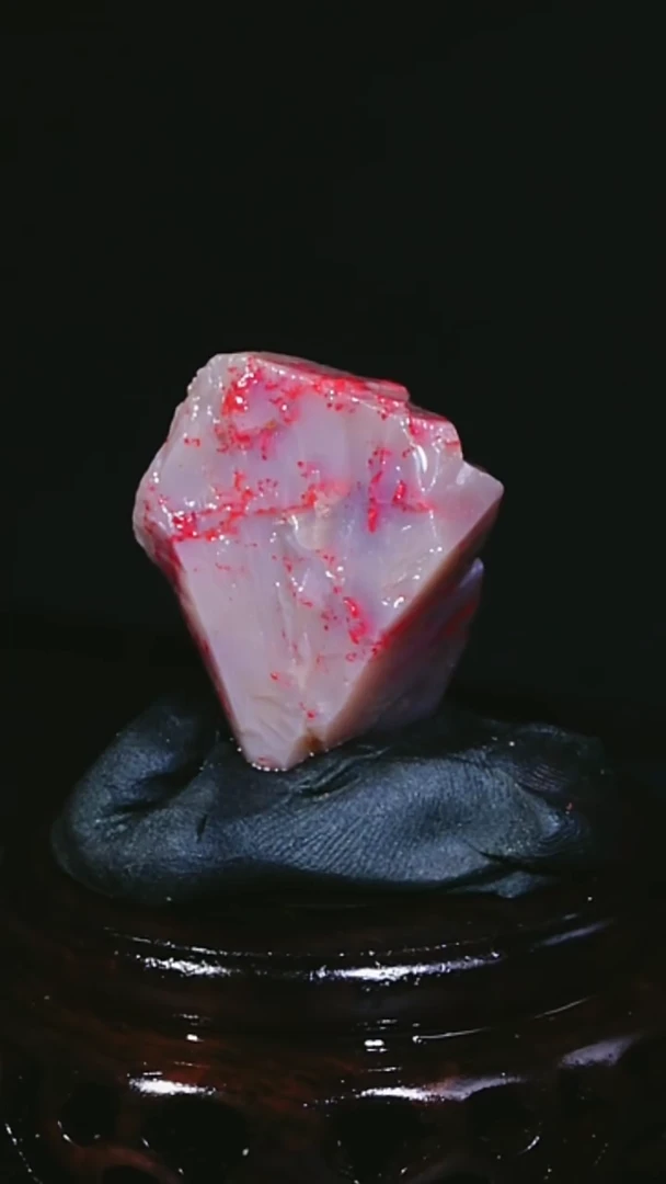 昌化石昌化鸡血石