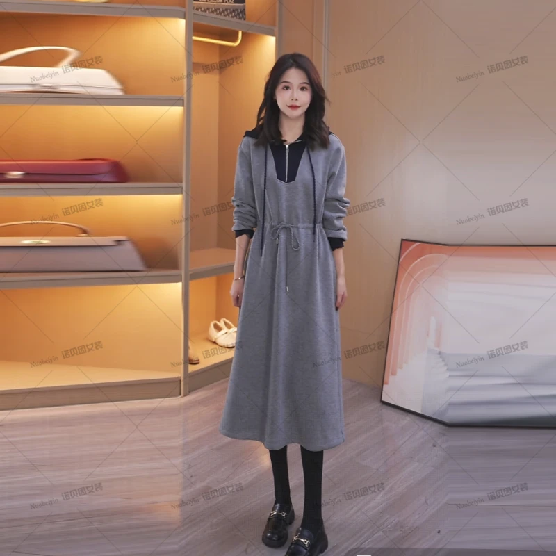 nuobeiyin/诺贝因冬季新款收腰显瘦拼接休闲连帽连衣裙NNBY661035