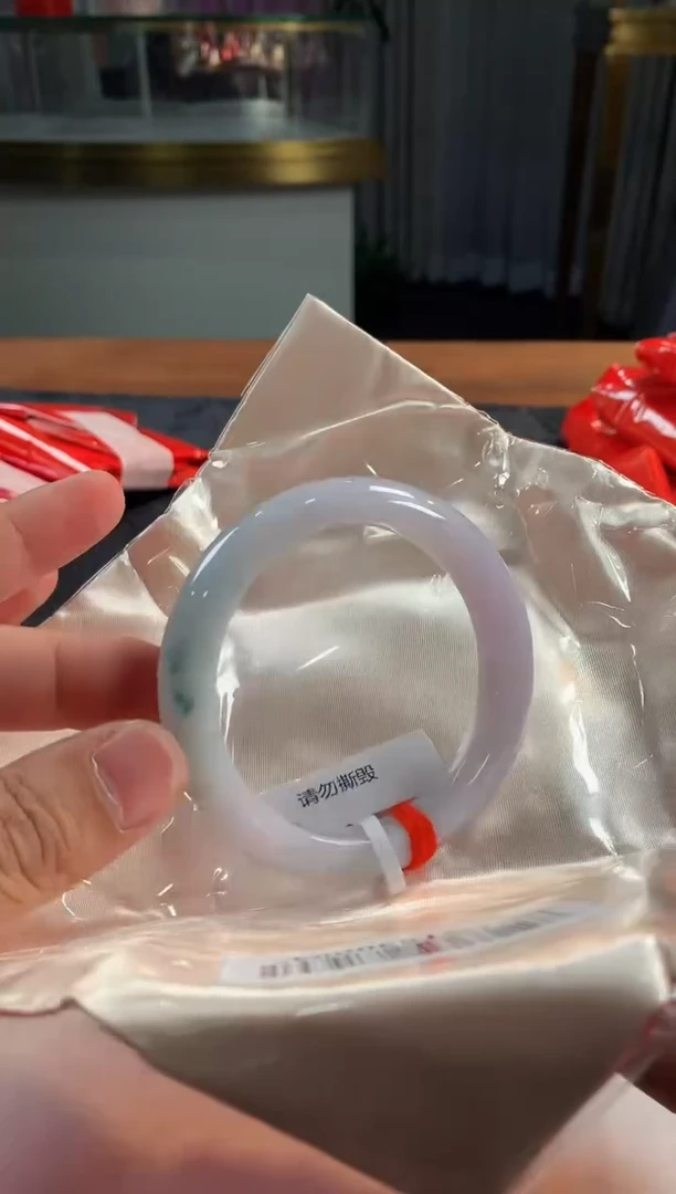 未镶嵌定制翡翠5082毛货不退不换 57-58圈